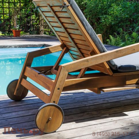 Комплект из 2-х шезлонгов Royal Family PAOLO из акации и столика RAMON фото 9