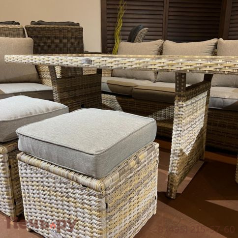 Комплект мебели Royal Family Zoya из искусственного ротанга бежевого цвета фото 9