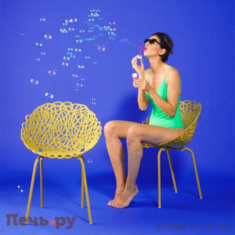 Комплект пластиковых кресел Qeeboo Bacana Set 2 OUT фото 7