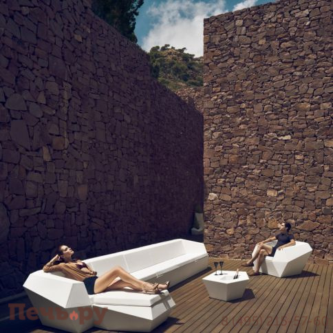 Пуф пластиковый с подушкой Vondom Faz Basic фото 2