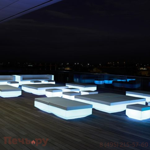 Пуф пластиковый с подушкой Vondom Vela Basic фото 3