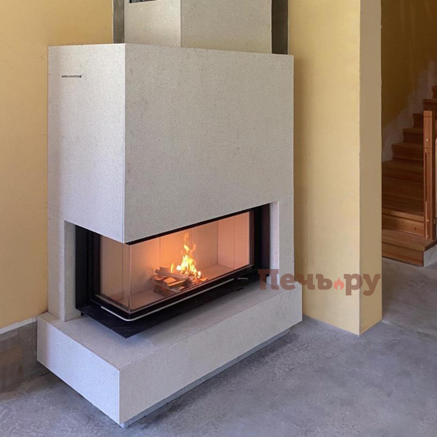 Каминная топка Brunner Architektur-Kamin Eck 45/101/40 с цельногнутым стеклом видео